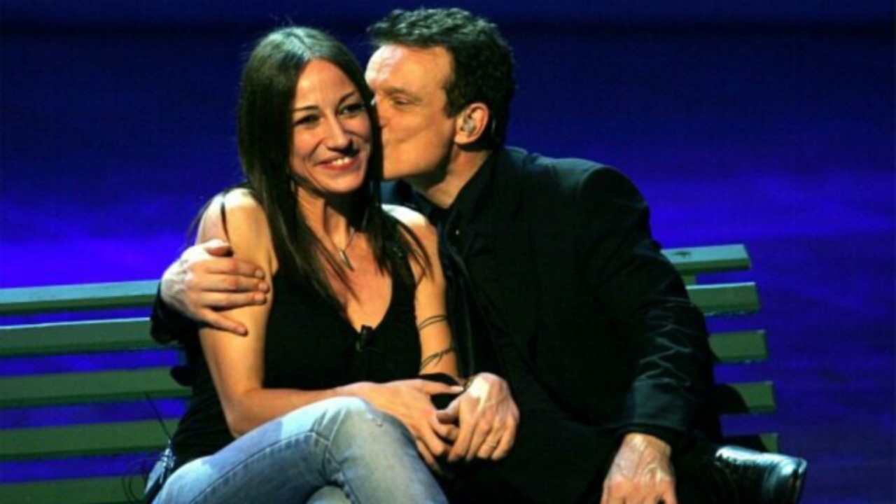 Cristina Calone baciata dal padre