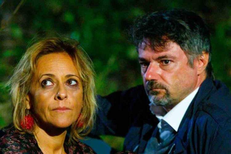 Silvia e Michele in una scena della soap opera 'Un posto al sole'