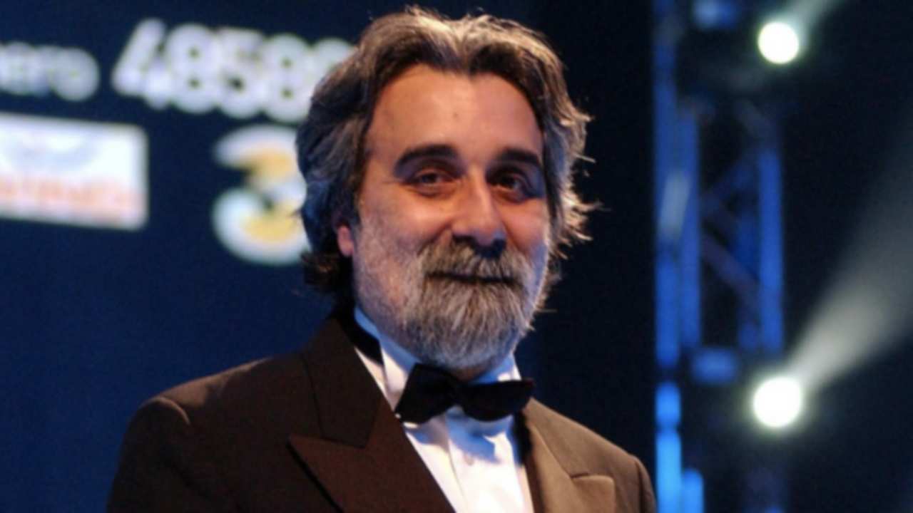 Beppe Vessicchio con faccia fiera