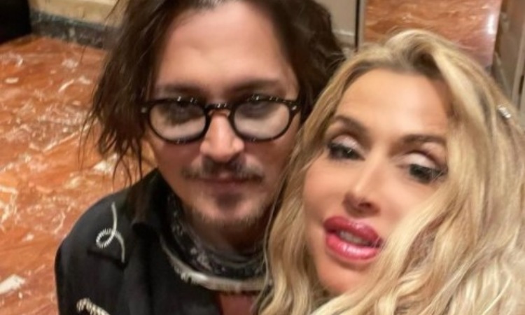 Valeria Marini e Johnny Depp 