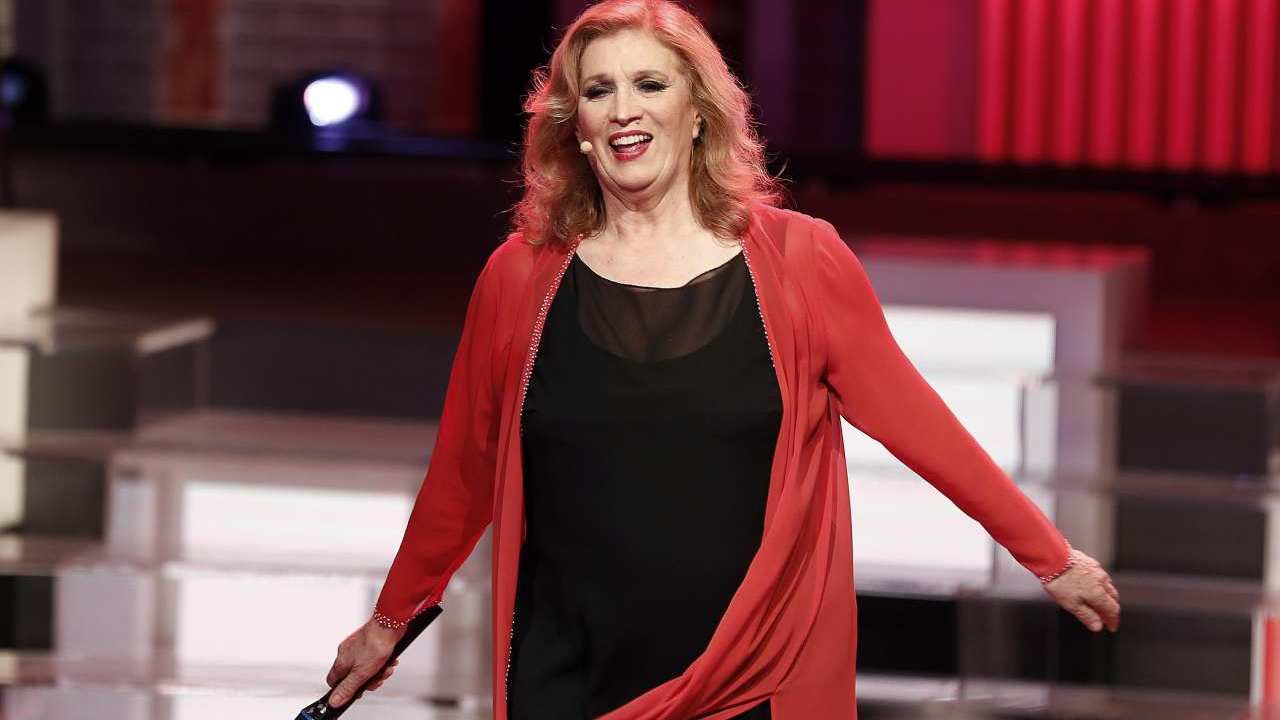 iva giacca rossa