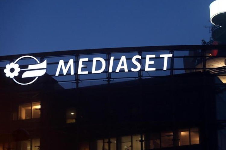 mediaset saluto definitivo