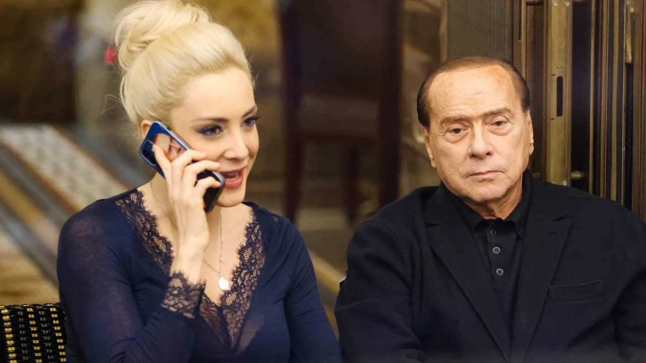 silvio berlusconi marta fascina notizia