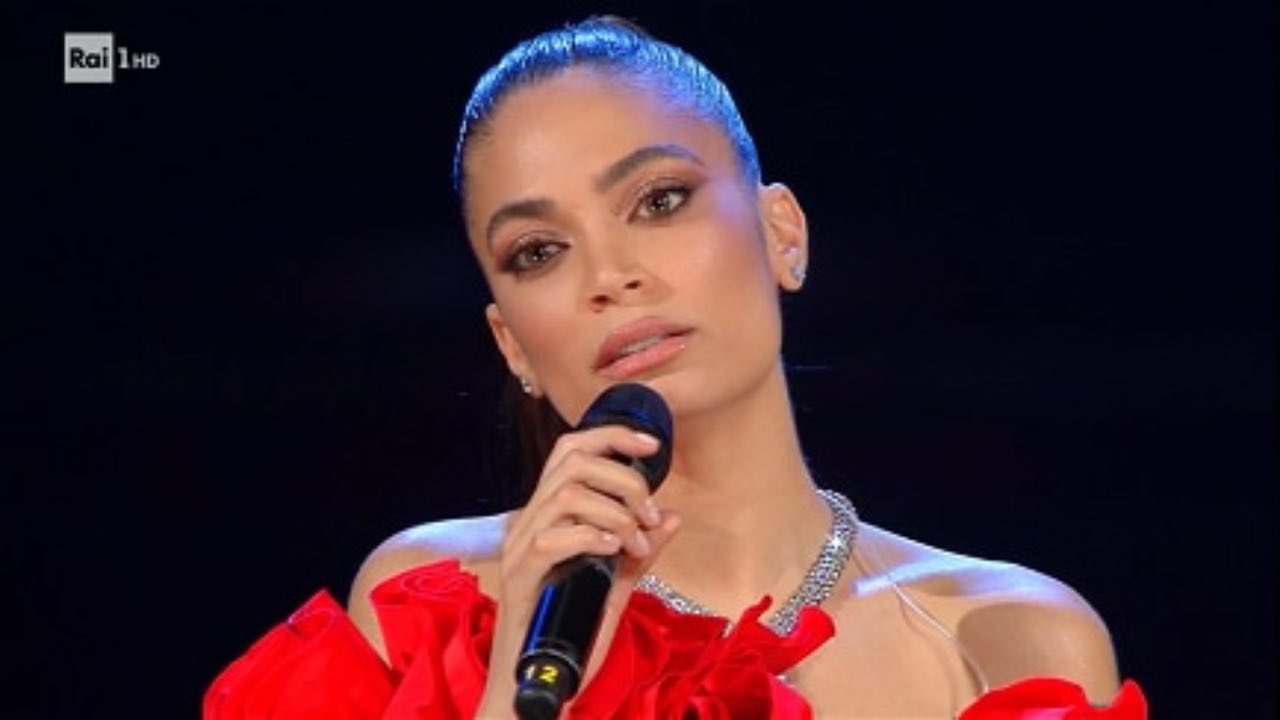 Elodie rimpiazza Marracash proprio con lei