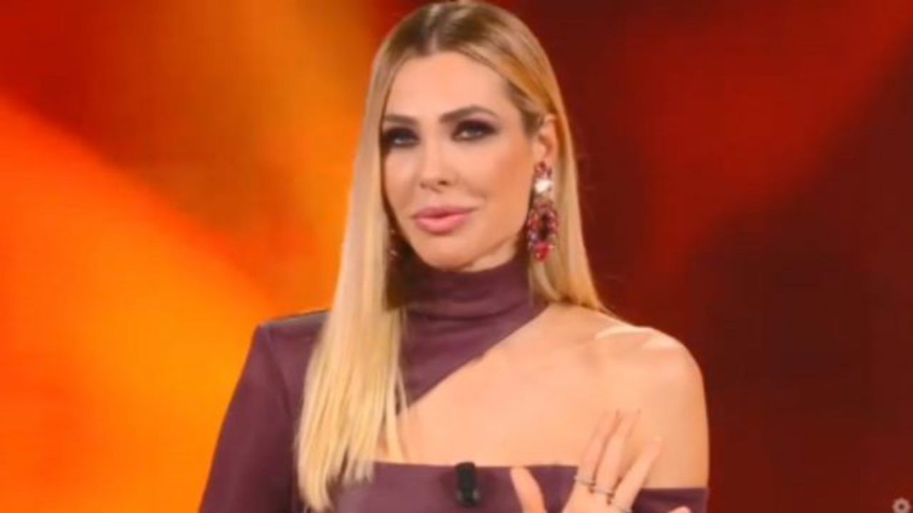 Ilary Blasi addio pesantissimo