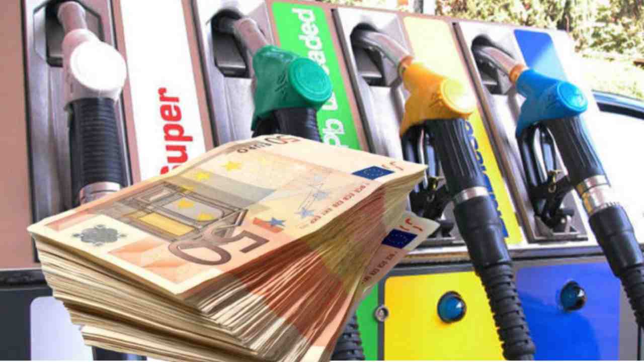 Bonus benzina da 200 € (fonte web) topicnews.it