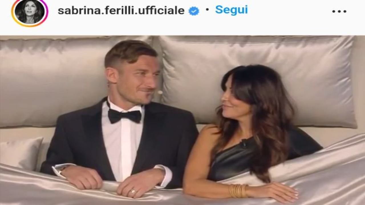 Totti visto a letto con un'altra donna