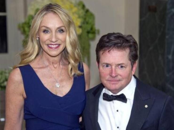 Michael J. Fox con la moglie (web source) 20.7.2022 topic news