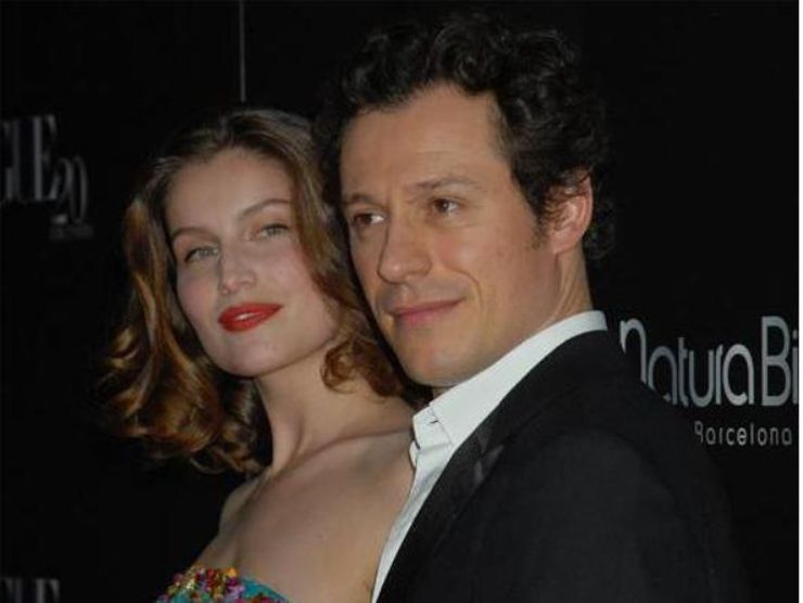 Stefano Accorsi e Laetitia Casta (web source) 20.7.2022 topic news