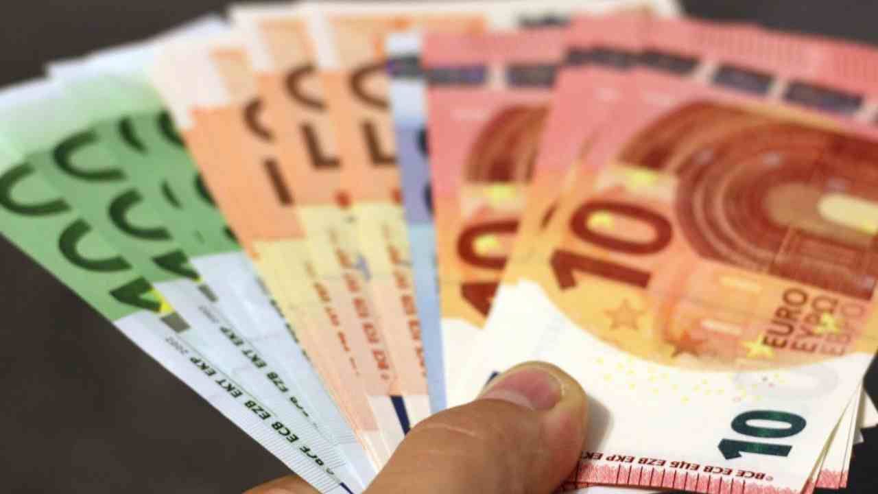 Nuovo bonus da 500 euro: non c’è limite ISEE | Attenzione però alle date