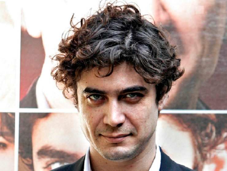 Riccardo Scamarcio (web source) 7.8.2022 topic news