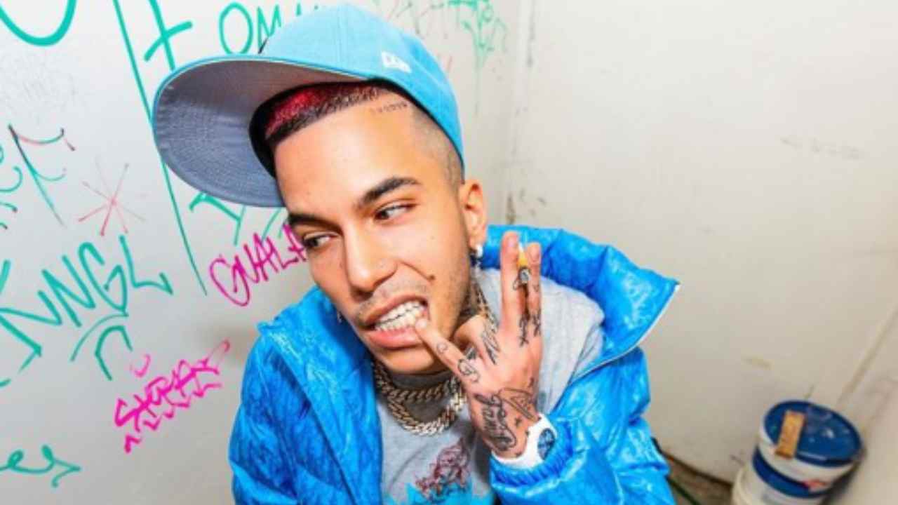 Sfera Ebbasta (web source) 10.8.2022 topic news