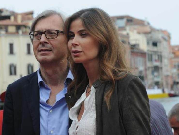 Vittorio Sgarbi e Sabrina Colle (web source) 16.8.2022 topic news