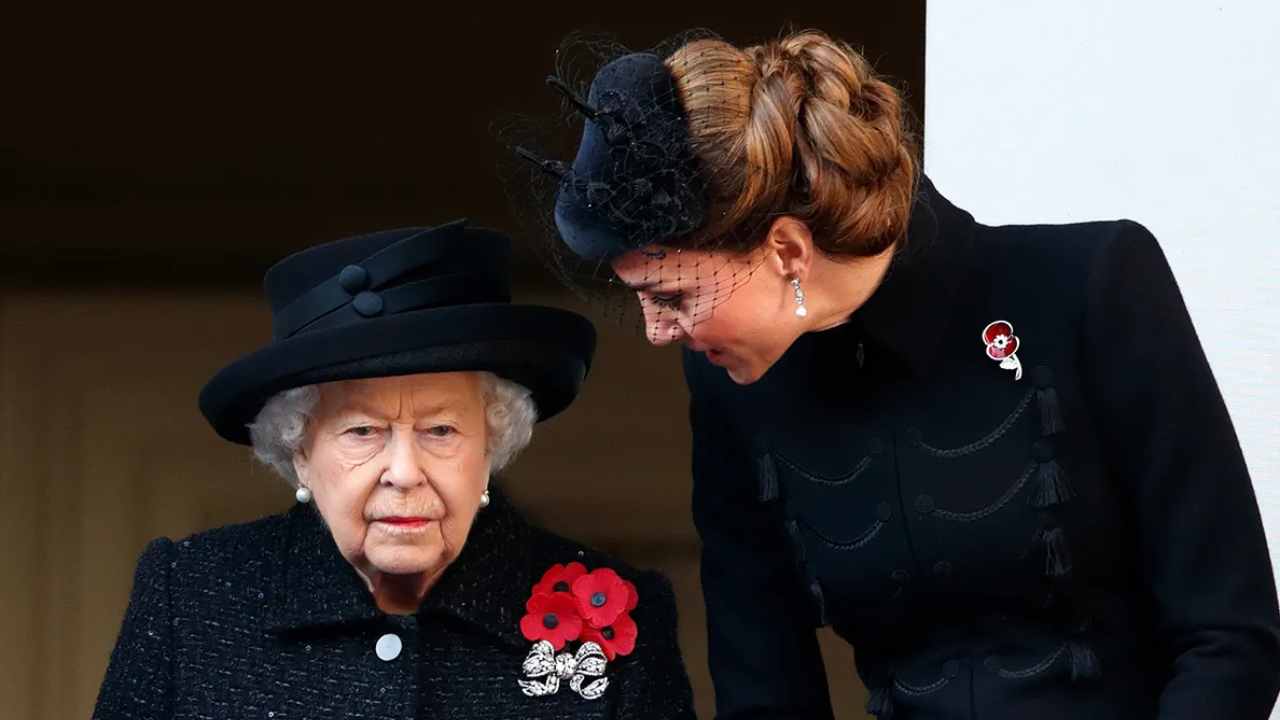 La Regina Elisabetta e Kate Middleton (fonte web)